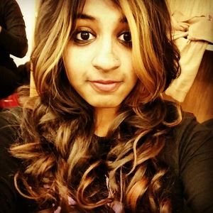 Meet your Posher, Priyanka